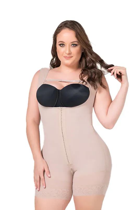 Kort shapewear med ermeløs sisa-design
